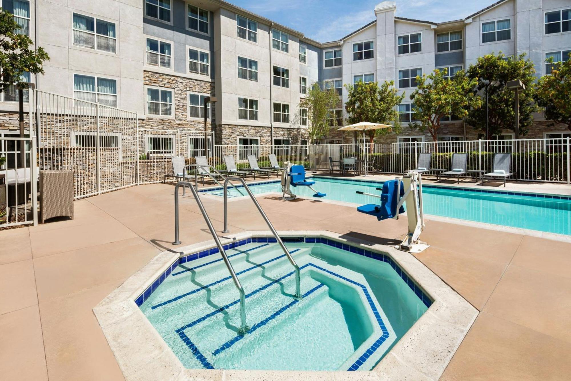 Residence Inn San Diego Rancho Bernardo Scripps Poway Exterior photo
